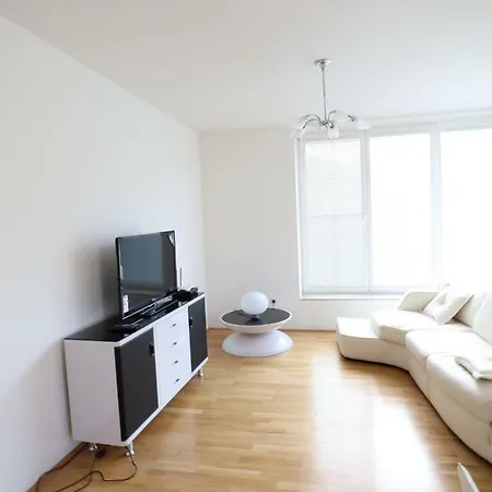White Appartement Karlsbad